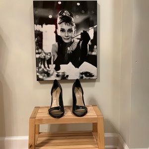 BCBG MAXAZRIA black patent leather stilettos size 7